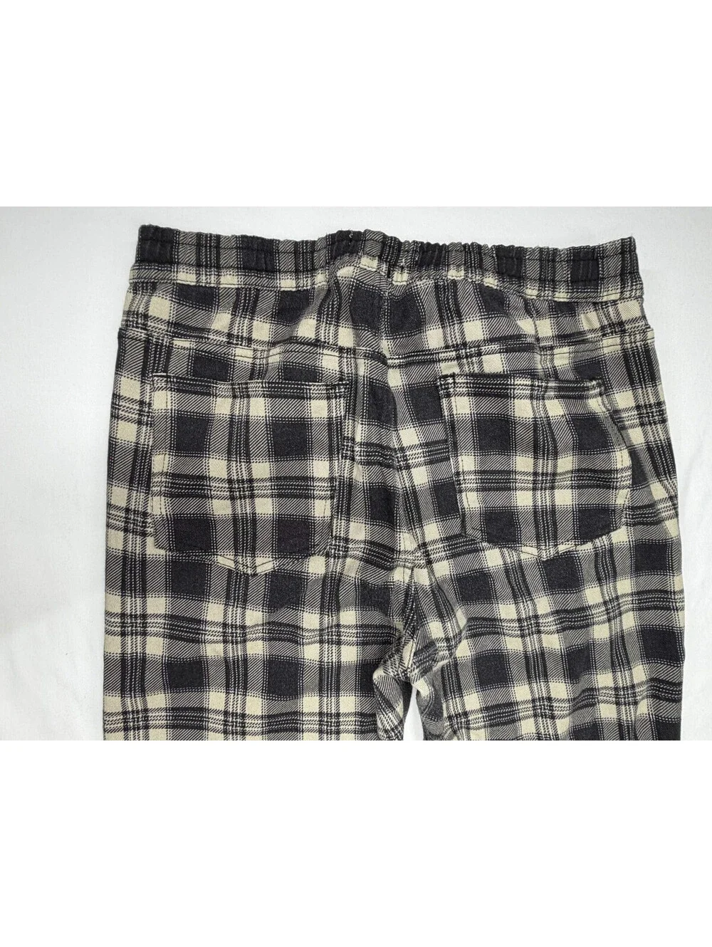 Urban Outfitters Men's Pajama Pants Straight Plaid Flat Front Size L Black White